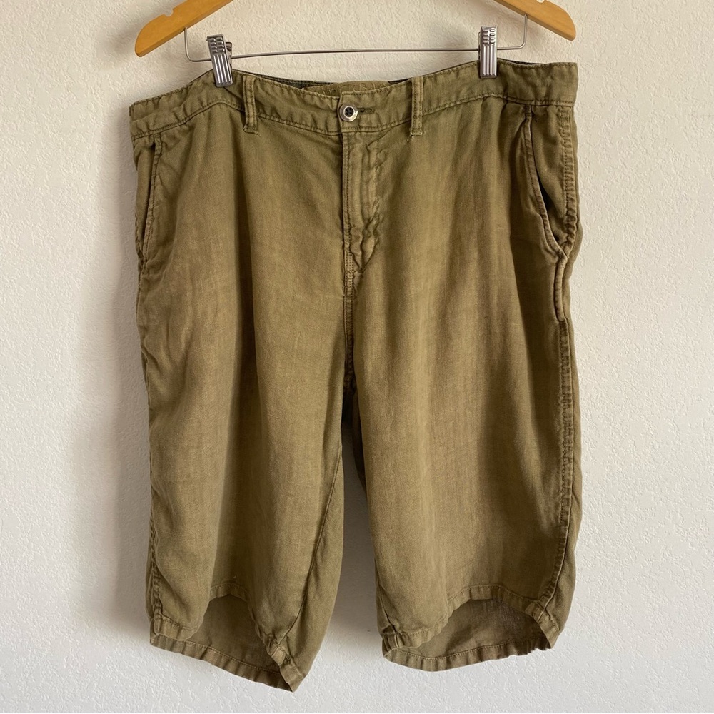 Paperback Olive Green Linen Bermuda Dress Shorts Size 36